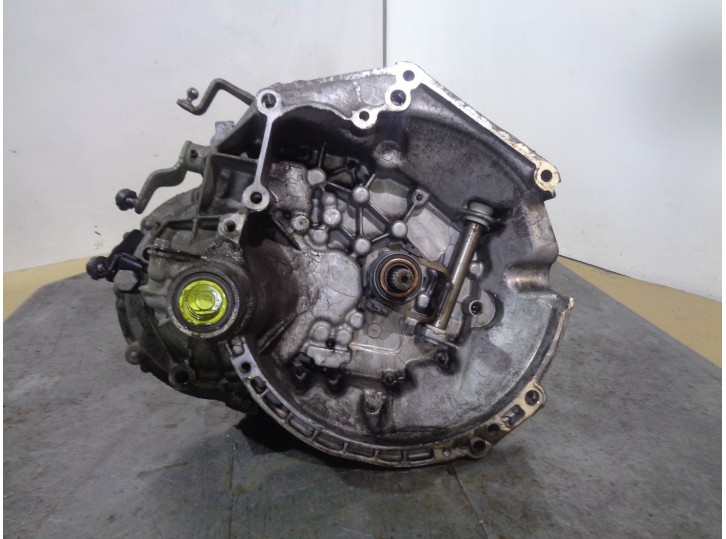 Recambio de caja cambios para peugeot 206+ 1.1 referencia OEM IAM 20CQ82 1022974 2231C8