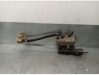 Replacement brake master cylinder for Fiat Scudo (222) 1.9 Turbodiesel OEM IAM reference 9567211580 