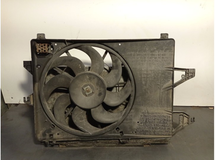 Recambio de electroventilador para ford mondeo iii (b5y) 1.8 16v referencia OEM IAM 95BB8C607 1117754 