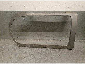 Recambio de cerquillo faro para renault 12 familiar gtl 847-98 referencia OEM IAM 31210  