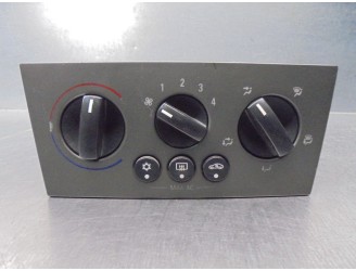 Replacement heater/air conditioning control unit for Opel Meriva A 1.7 16v OEM IAM reference 13215936 K9274 BEHR