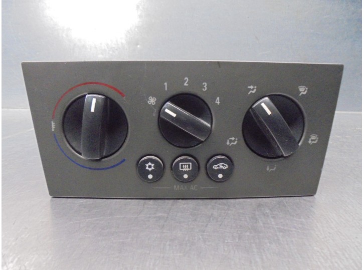 Replacement heater/air conditioning control unit for Opel Meriva A 1.7 16v OEM IAM reference 13215936 K9274 BEHR