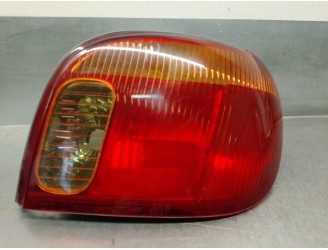 Recambio de piloto trasero derecho para toyota yaris (ncp1/nlp1/scp1) 1.3 cat referencia OEM IAM 815510D070 DE ALETA 5 PUERTAS