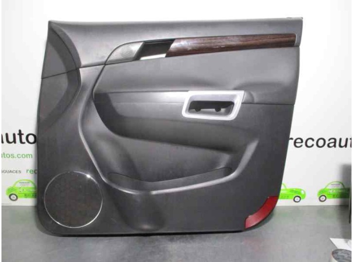 Replacement front right door trim for Opel Antara 2.0 CDTI CAT (Z 20 DMH / LLW) OEM IAM reference 96811823 96662
