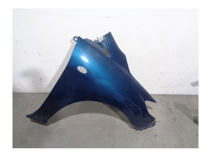 Replacement right front fender for Mazda 5 Saloon (CR) 2.0 diesel cat OEM IAM reference C23552111C BLUE 