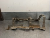 Recambio de molduras delanteras para renault kangoo referencia OEM IAM 295F42686R 