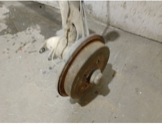 Recambio de paso rueda trasero derecho para volkswagen tiguan (5n_) 2.0 tdi referencia OEM IAM 5N0810972 5N0810972 CESTA 12A 2