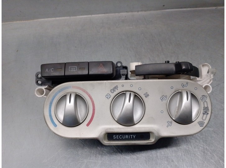 Recambio de mando calefaccion / aire acondicionado para toyota yaris (ncp1/nlp1/scp1) 1.3 cat referencia OEM IAM 559100D010  