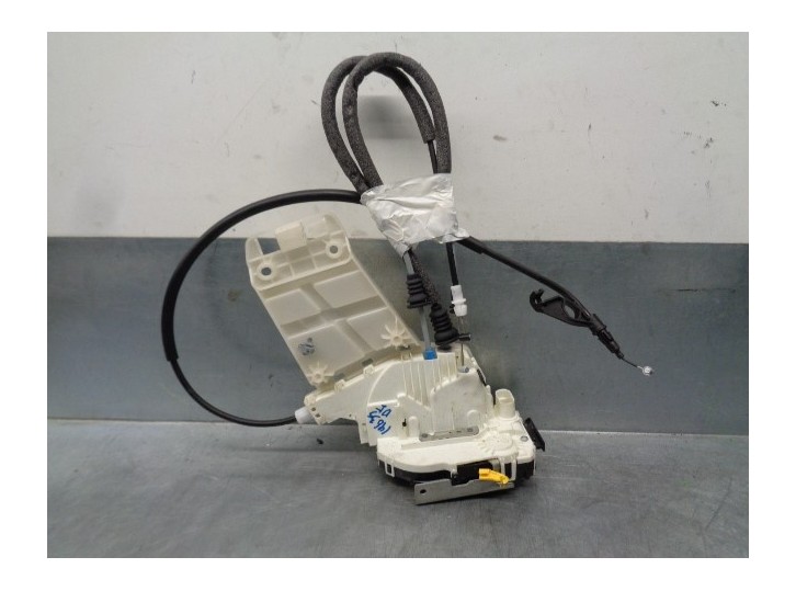 Replacement front left door lock for Jeep Compass (MP, M6, MV, M7) 1.3 OEM IAM reference P68211097AD 6 PINS 5