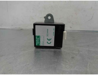 Recambio de centralita cierre para toyota corolla verso (e12) 2.0 turbodiesel cat referencia OEM IAM 8974113040 2513000100 