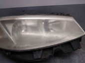 Recambio de faro derecho para renault megane ii berlina 5p 1.6 16v referencia OEM IAM 8200073221F  