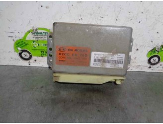 Recambio de centralita motor uce para kia carens 1.8 cat referencia OEM IAM 1268301774 0261206424 BOSCH