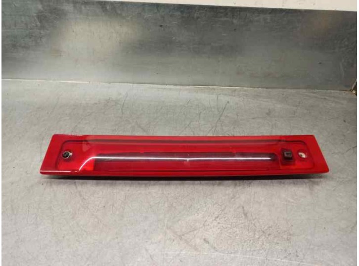 Recambio de luz central de freno para volvo xc90 2.9 bi-turbo cat referencia OEM IAM 9483947  