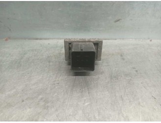 Recambio de caja precalentamiento para renault master kasten 2.3 dci diesel cat referencia OEM IAM 110678071R 