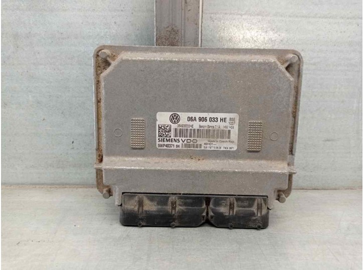 Recambio de centralita motor uce para seat toledo (5p2) 1.6 referencia OEM IAM 06A906033HE 5WP4037104 SIEMENS