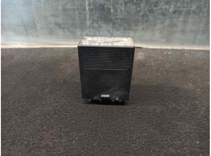 Recambio de modulo electronico para mercedes-benz clase c (w201) berlina 2.5 diesel referencia OEM IAM 0065458732 