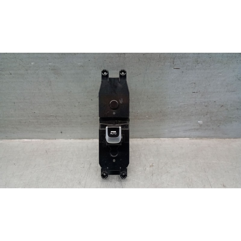 Recambio de mando elevalunas delantero derecho para kia niro (de) 1.6 gdi hybrid referencia OEM IAM 93575G5400 93575G5400 