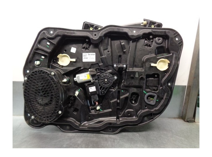 Replacement front right window regulator for Jeep Compass (MP, M6, MV, M7) 1.3 OEM IAM reference 00521606800 6 PINS 5 DOORS