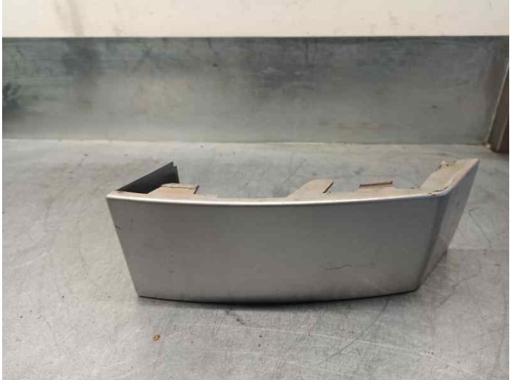 Recambio de molduras delanteras para volvo xc90 2.9 bi-turbo cat referencia OEM IAM 8620819LH 