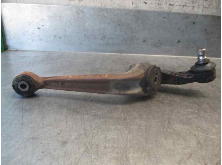 Recambio de brazo suspension superior delantero izquierdo para peugeot 309 1.6 referencia OEM IAM 