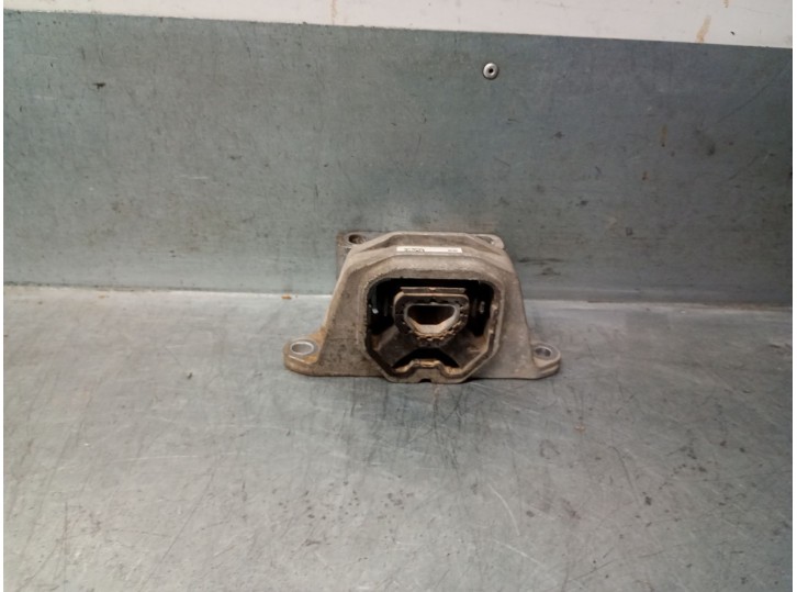 Replacement engine mount for Seat Mii (KF1, KE1) 1.0 OEM IAM reference 1S0199262 1S0199262 