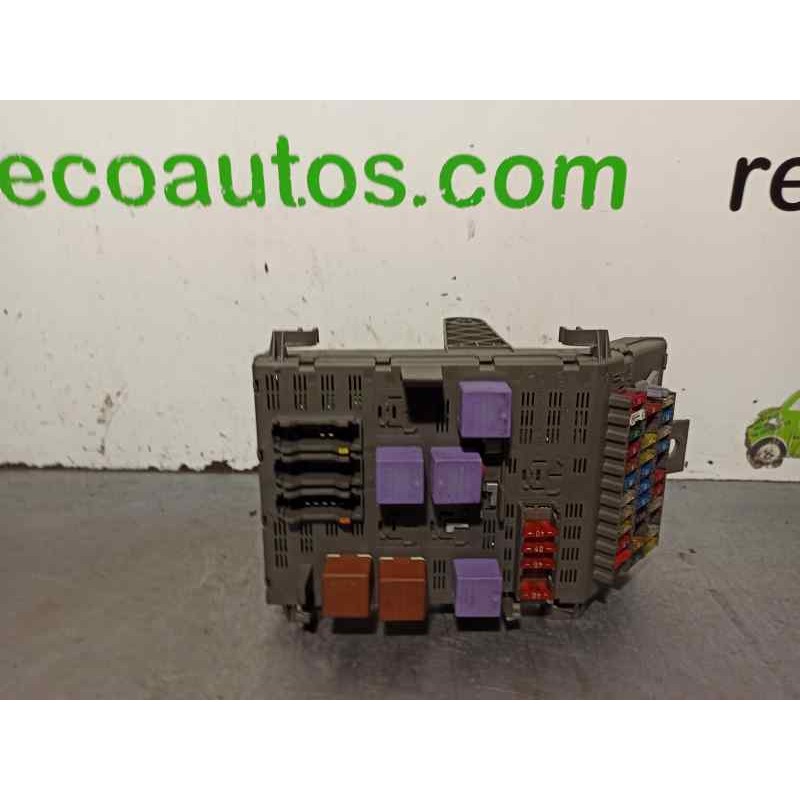 Recambio de caja reles / fusibles para renault laguna (b56) 2.2 turbodiesel referencia OEM IAM 7703297843  