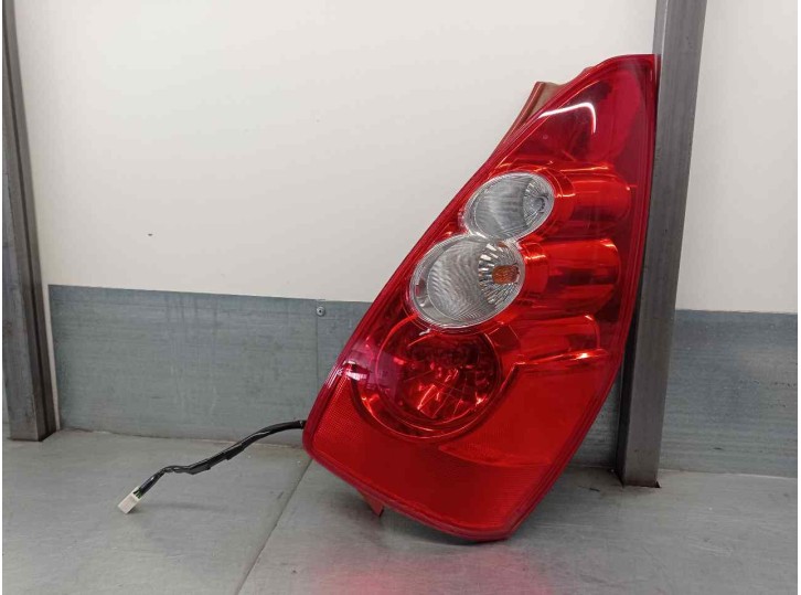 Recambio de piloto trasero derecho para mazda 5 berl. (cr) 2.0 diesel cat referencia OEM IAM C23551150E 5 PUERTAS