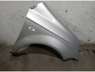 Recambio de aleta delantera derecha para hyundai getz (tb) 1.3 i referencia OEM IAM 663211C350D 663211C350D 