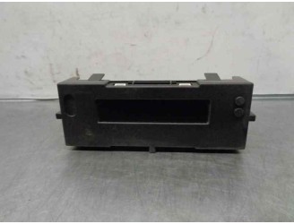 Recambio de pantalla multifuncion para renault clio grandtour 1.5 dci diesel cat referencia OEM IAM 8200755144  