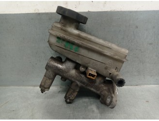 Recambio de bomba freno para hyundai getz (tb) 1.3 i referencia OEM IAM 585101C000  