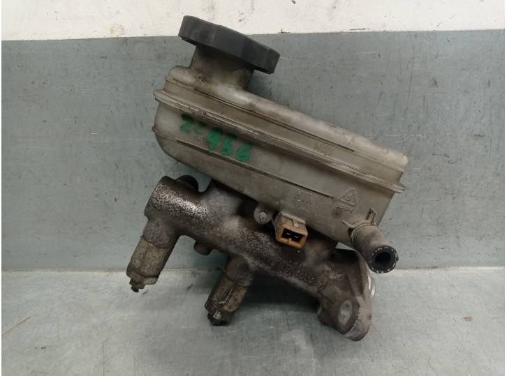 Recambio de bomba freno para hyundai getz (tb) 1.3 i referencia OEM IAM 585101C000  