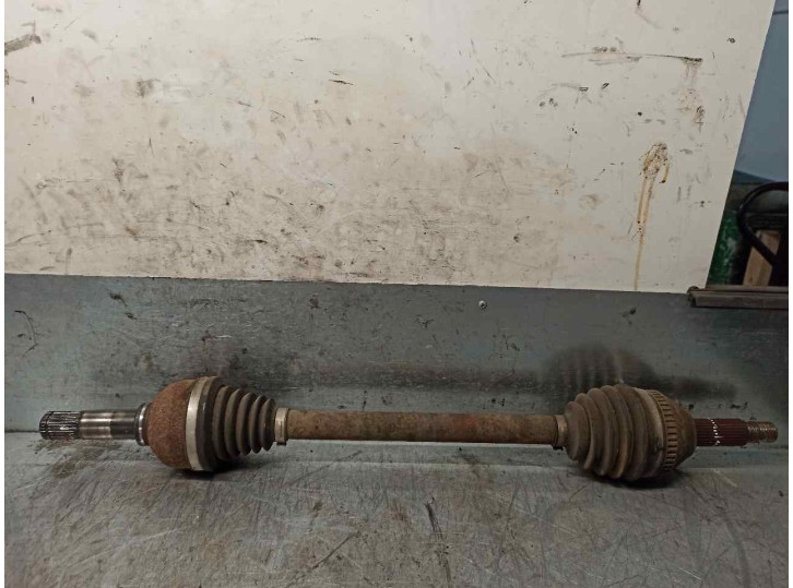 Replacement rear left driveshaft for Jaguar XJ 4.2 V8 32V cat OEM IAM reference C2P3969 
