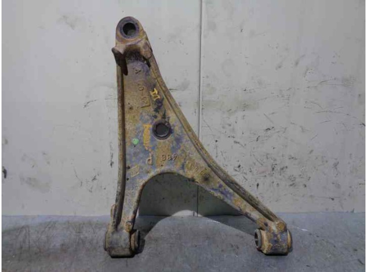Recambio de brazo suspension inferior delantero izquierdo para renault trafic (desde 5.89) 1.9 diesel referencia OEM IAM 