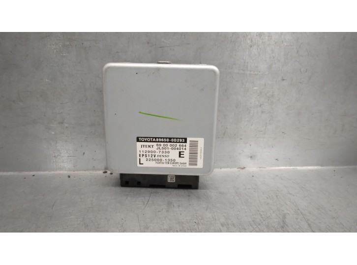 Recambio de centralita para toyota yaris 1.3 16v cat referencia OEM IAM 896500D293 2250001350 DENSO