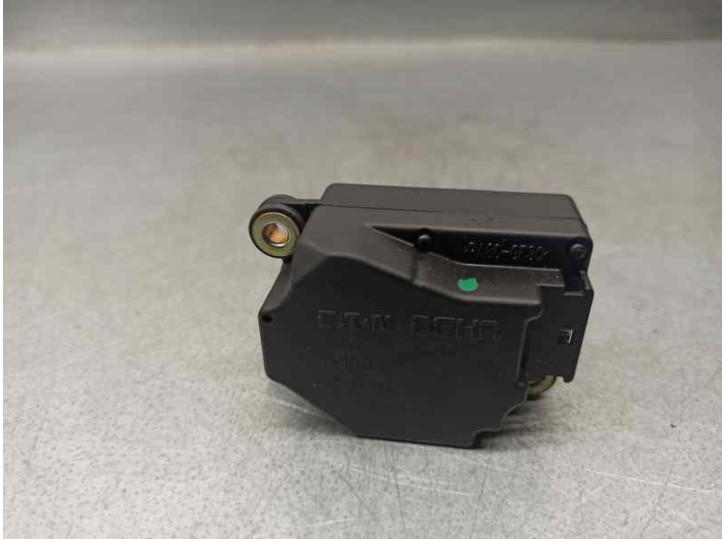 Replacement heater motor for Volvo XC90 2.9 bi-turbo CAT OEM IAM reference 75622G BEHR