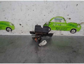 Recambio de cerradura maletero / porton para kia carens 1.8 cat referencia OEM IAM 0K2FA62310 1 PIN 5 PUERTAS