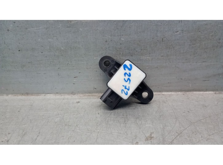 Recambio de sensor impacto para kia niro (de) 1.6 gdi hybrid referencia OEM IAM 95920F2100 