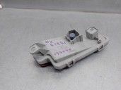 Recambio de faro antiniebla trasero derecho para toyota yaris 1.3 16v cat referencia OEM IAM 815800D060  