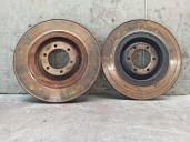 Replacement rear brake disc for Alfa Romeo 75 1.6 OEM IAM reference 161002621501 