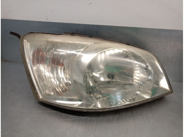 Recambio de faro derecho para hyundai getz (tb) 1.3 i referencia OEM IAM 921201C010 921201C010 