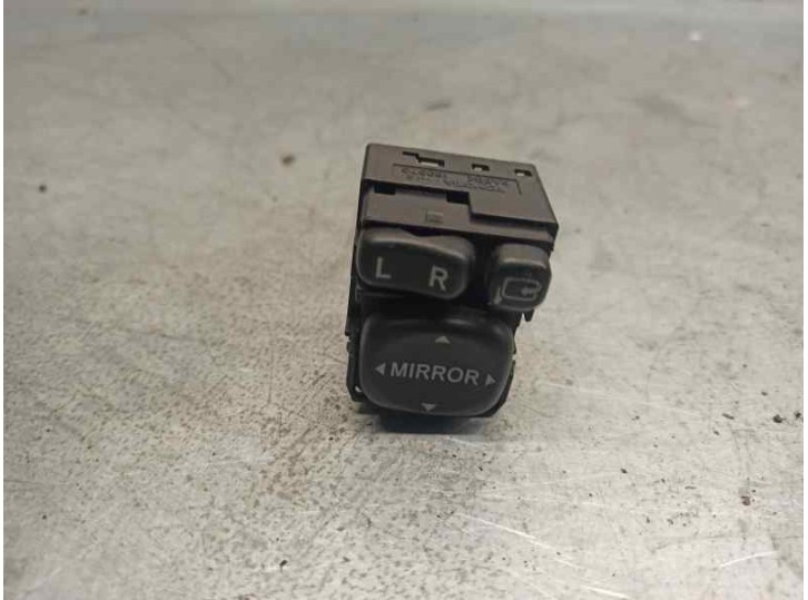 Recambio de mando retrovisor para toyota avensis berlina (t25) 2.0 d-cat referencia OEM IAM 183575  