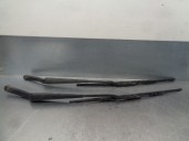 Replacement front right wiper arm for Renault 19 1.9 68.5kW OEM IAM reference DF8Q 