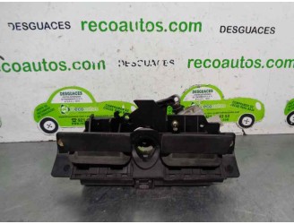 Recambio de maneta exterior porton para audi allroad quattro (4b5) 2.5 tdi (132kw) referencia OEM IAM 8D9827565 4B0827565 5 PUER