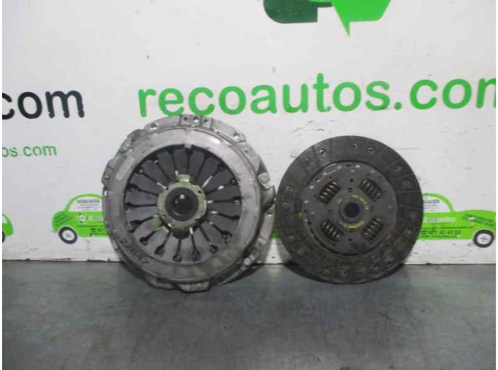 Recambio de kit embrague para hyundai lantra j-2 (1997....) 2.0 gls referencia OEM IAM 