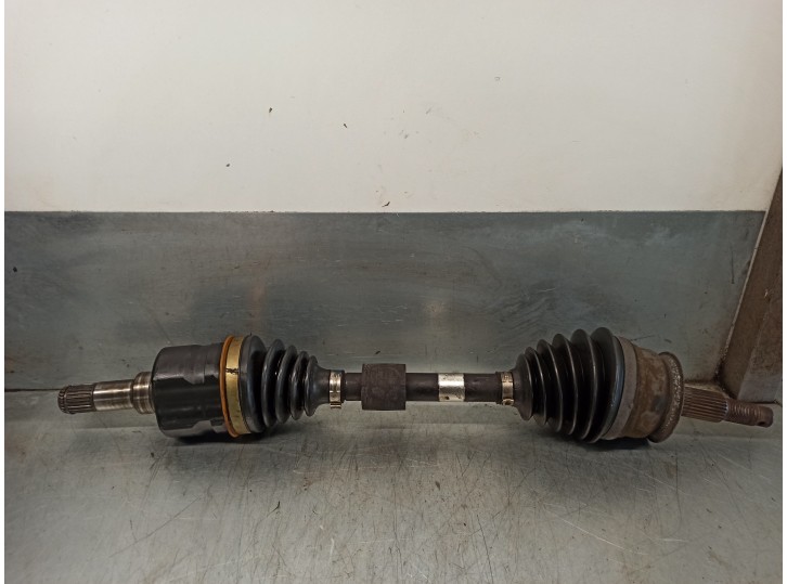 Recambio de transmision delantera izquierda para chrysler voyager (gs) 2.5 turbodiesel referencia OEM IAM 4808135  