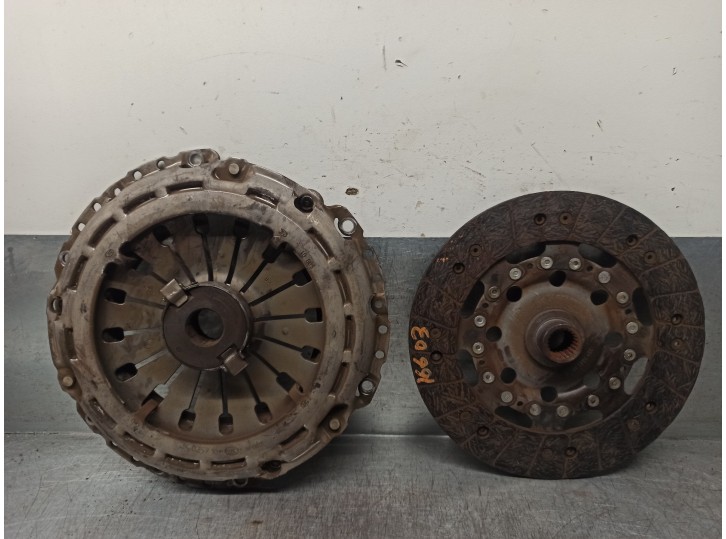 Recambio de kit embrague para fiat ulysse (179) 2.2 16v jtd cat referencia OEM IAM 9402052600 124025710 LUK