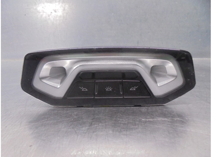 Recambio de luz interior para bmw serie 3 touring (g21) 2.0 16v turbodiesel referencia OEM IAM 791081201 