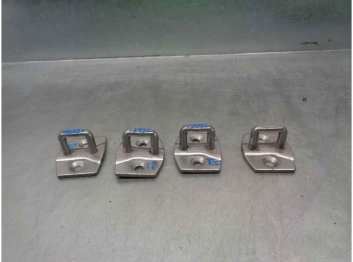 Recambio de bisagra puerta para mini r60 countryman diesel cat referencia OEM IAM 731254  