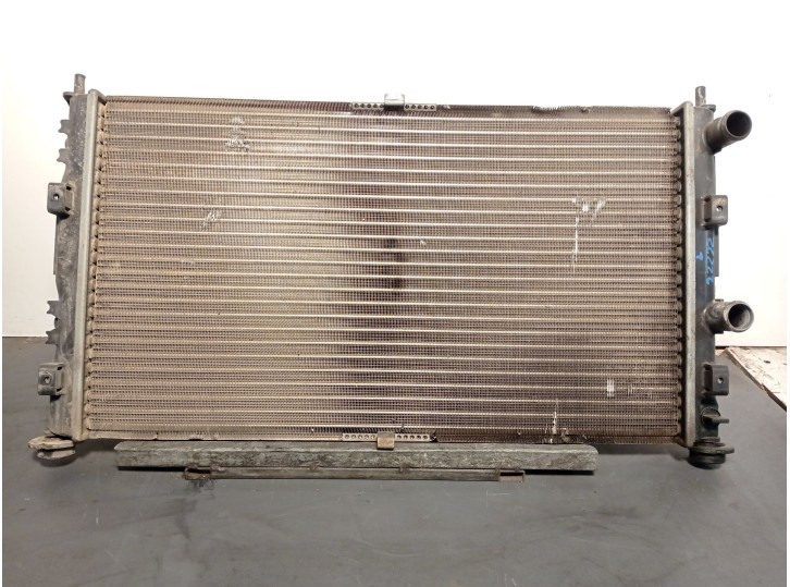 Recambio de radiador agua para chrysler sebring (jr) 2.0 referencia OEM IAM 05017619AA 83403 VALEO