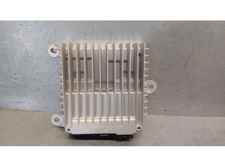 Recambio de amplificador para mazda cx-5 2.2 turbodiesel cat referencia OEM IAM KD4666A20A KD4666A20A 